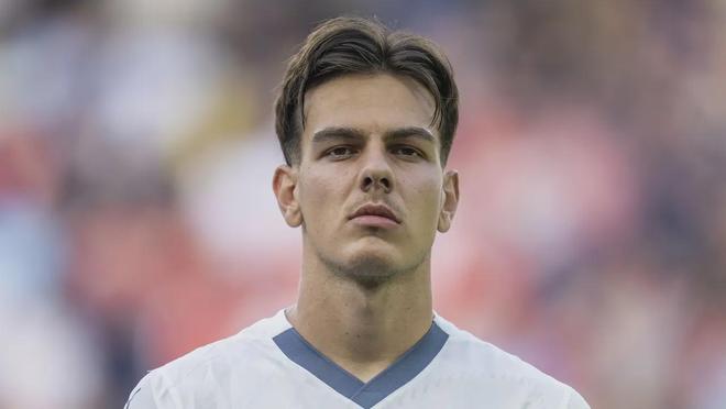 格纳布里：续约正在进行且情况很好；我现在状态良好精力充沛