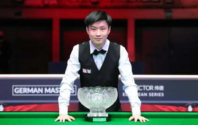 球队在客场打出稳定表现，士气高涨