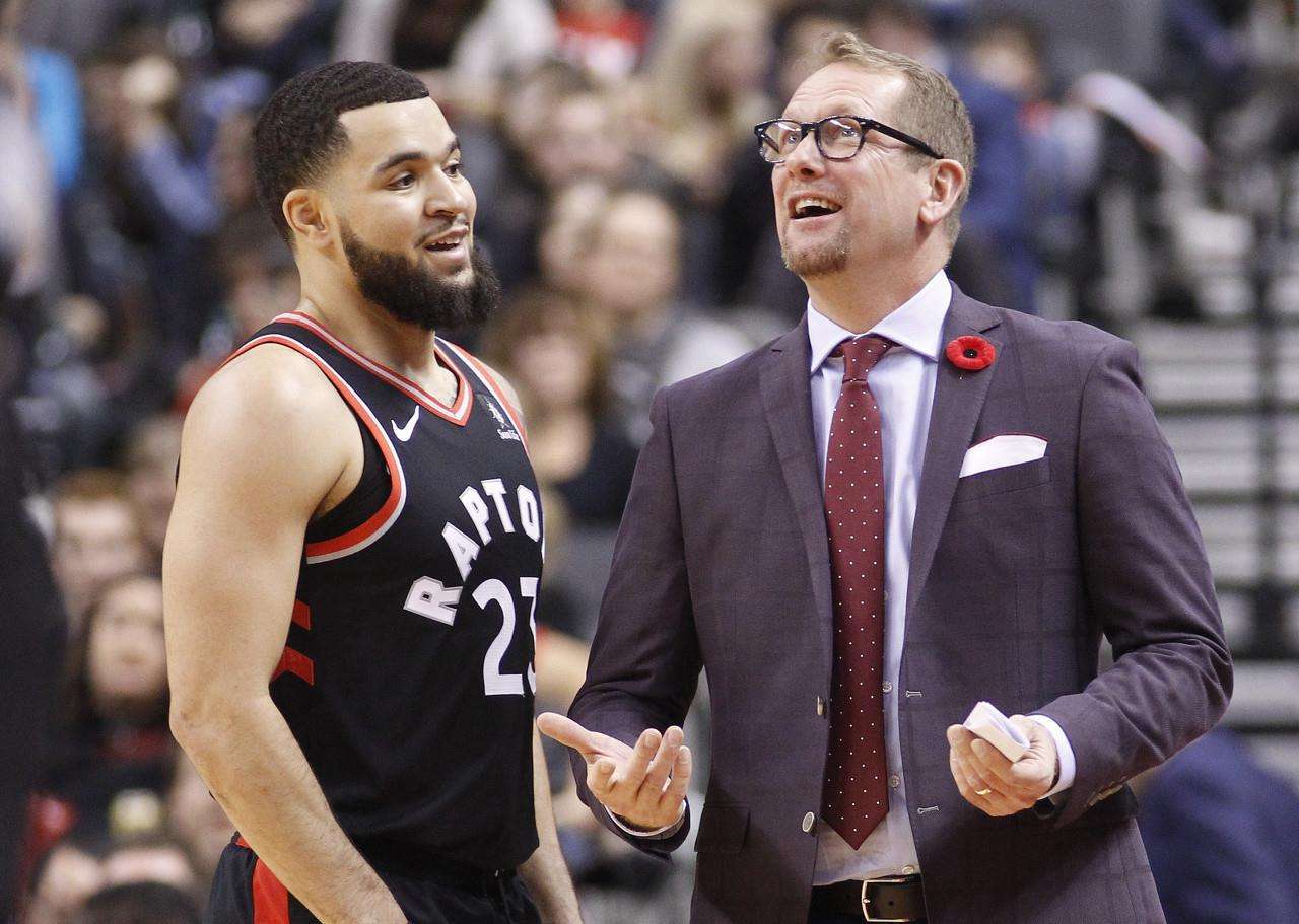 下他独特的 下他独特的